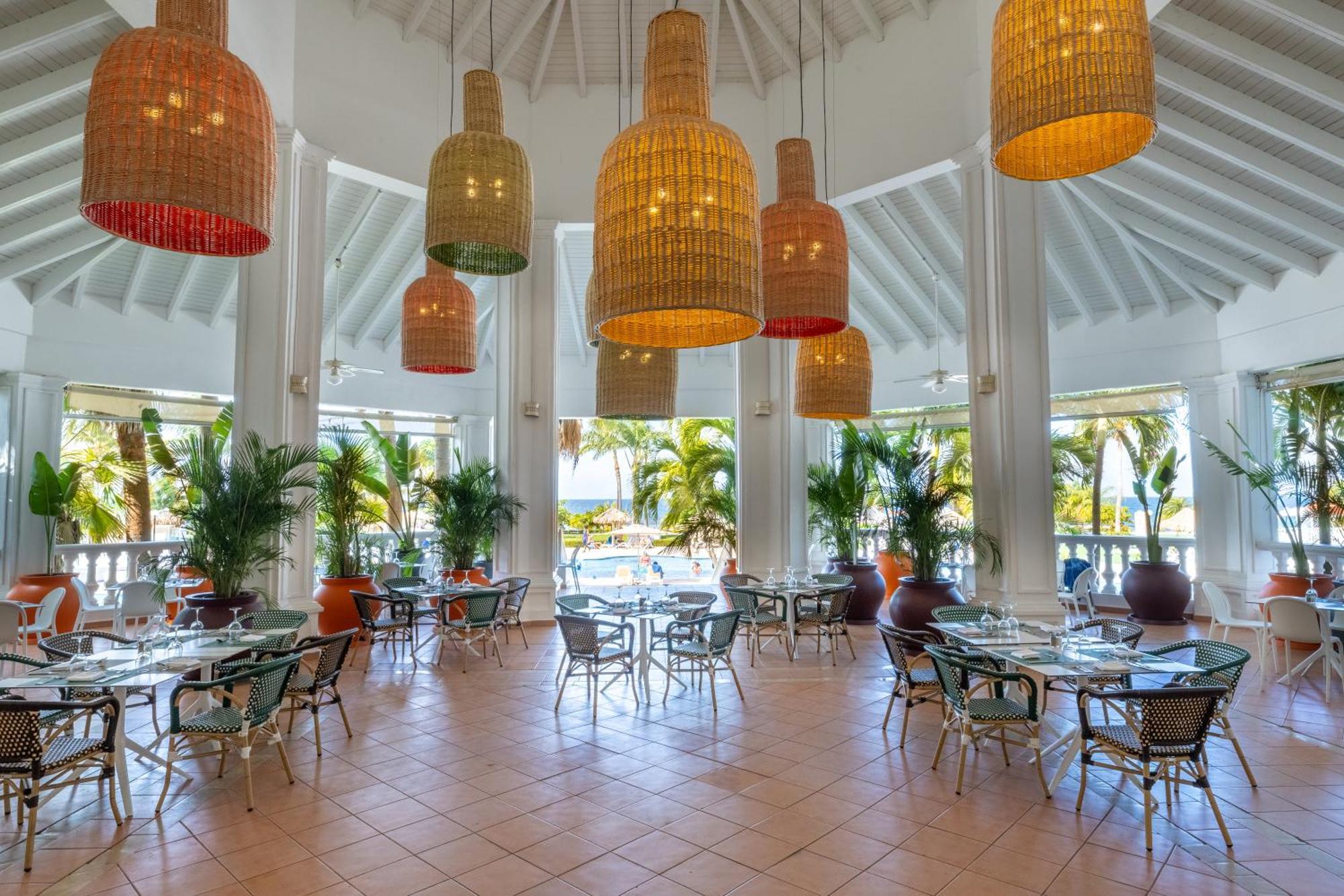 Bahia Principe Grand Jamaica - All Inclusive Runaway Bay Bagian luar foto Restaurant at the Hotel
